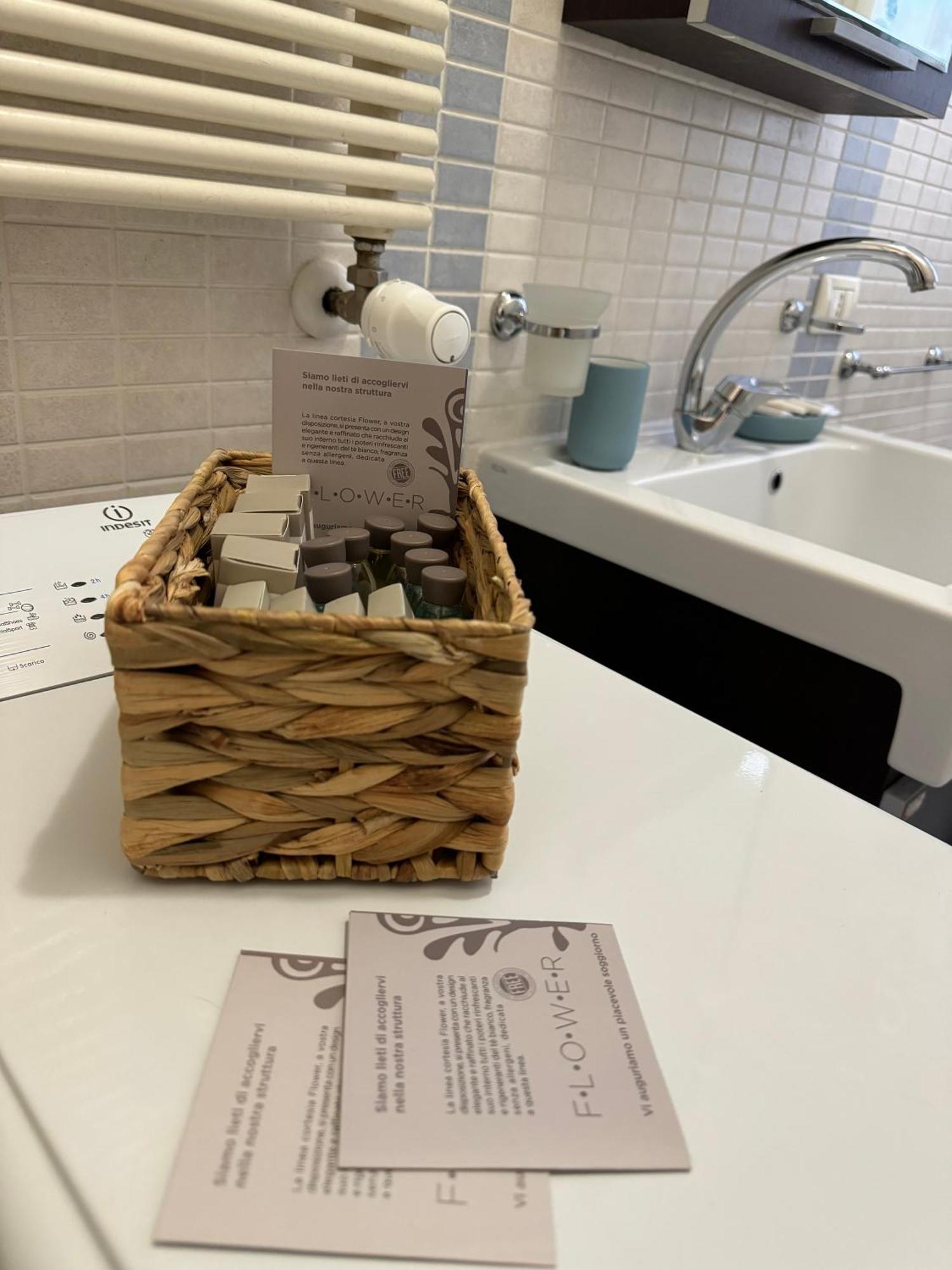 Dora Apartment Рим Экстерьер фото